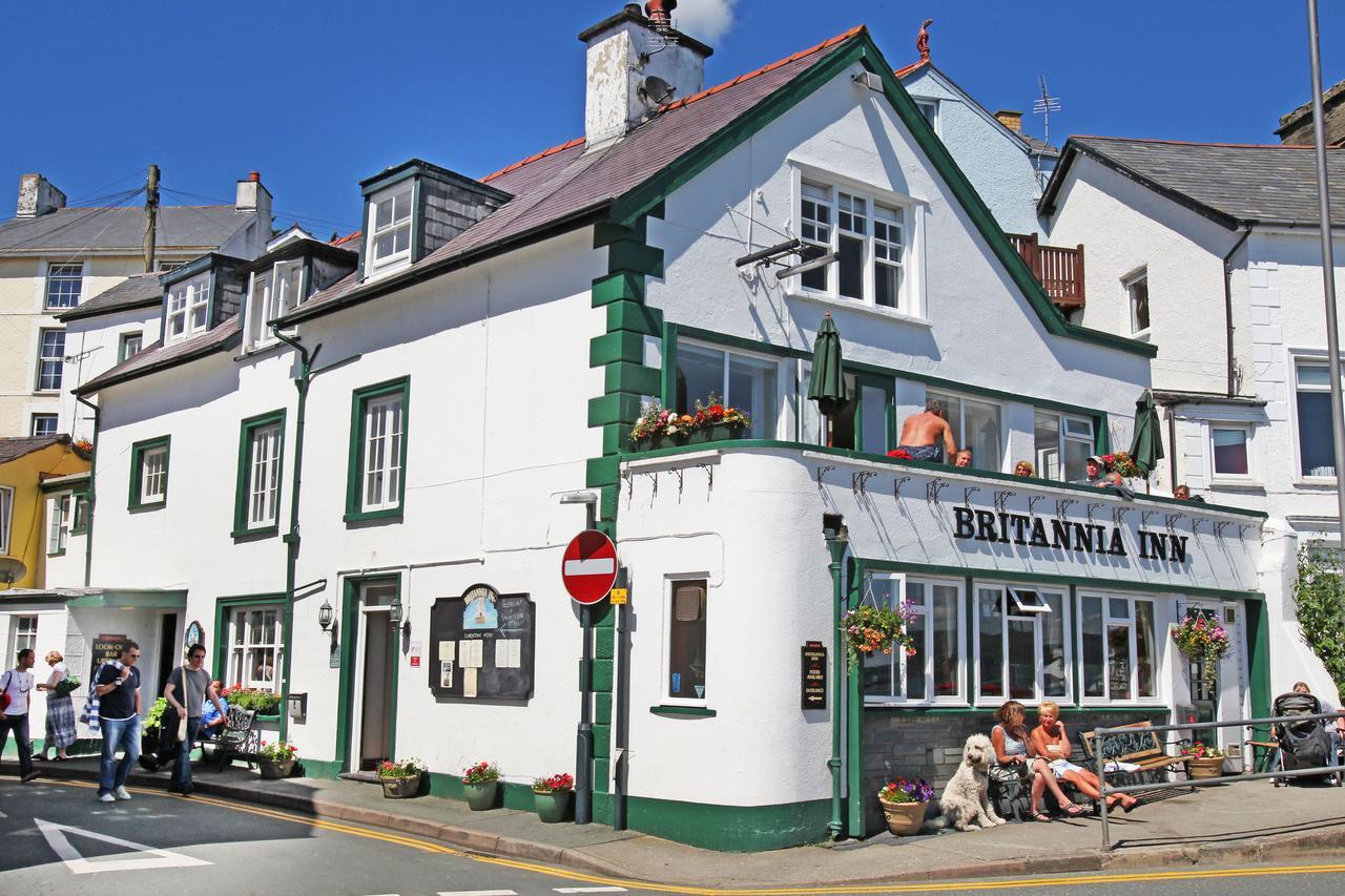The Britannia Coaching Inn アバードベイ エクステリア 写真